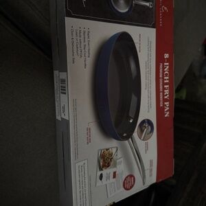 8-inch fry pan by Emeril Lagasse